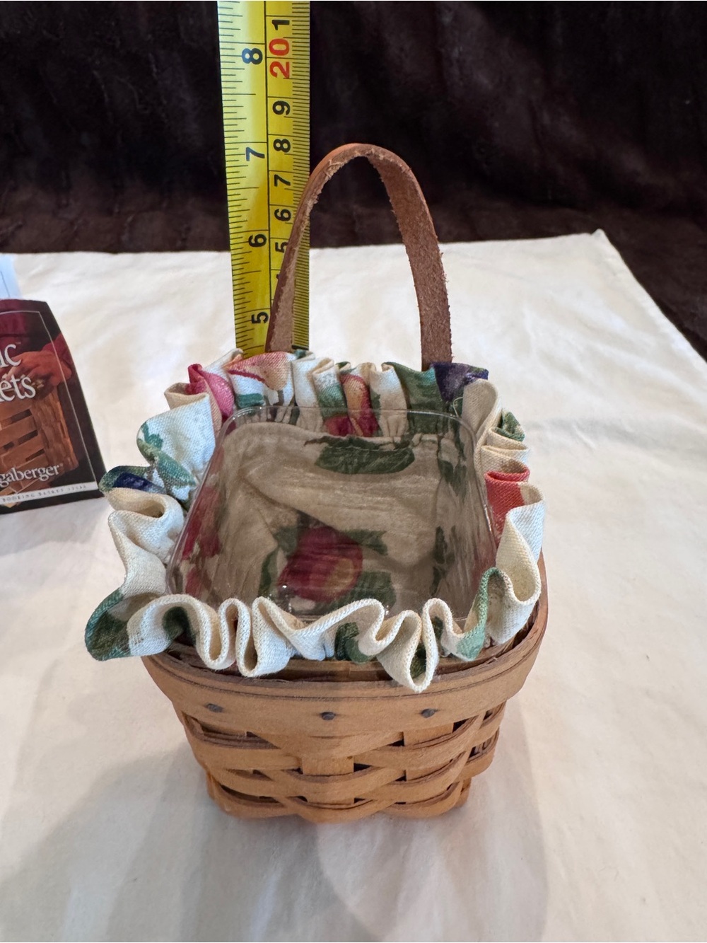 Longaberger Brown Woven Basket with Floral Ruffled Liner - Picture 7 of 8